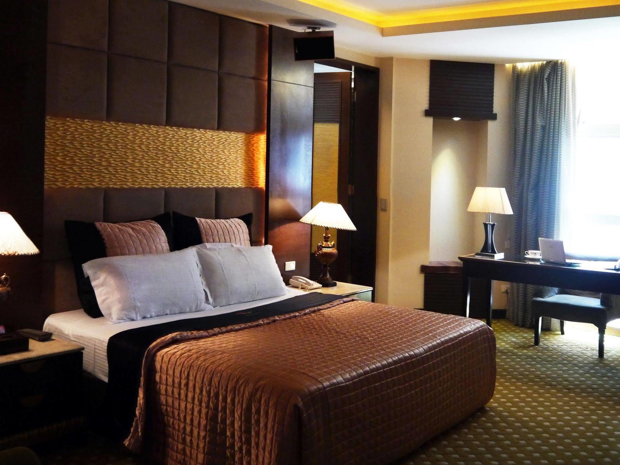 Dongfeng Motel Гуишан Екстериор снимка